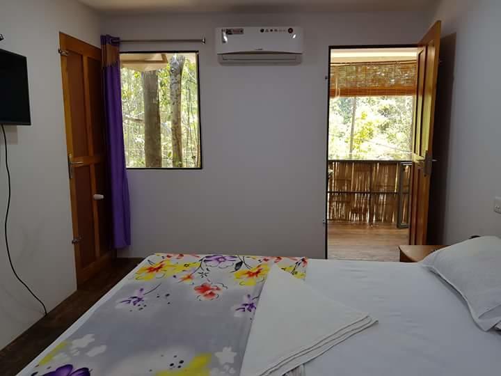 Ponmudi Valley Resorts Luaran gambar